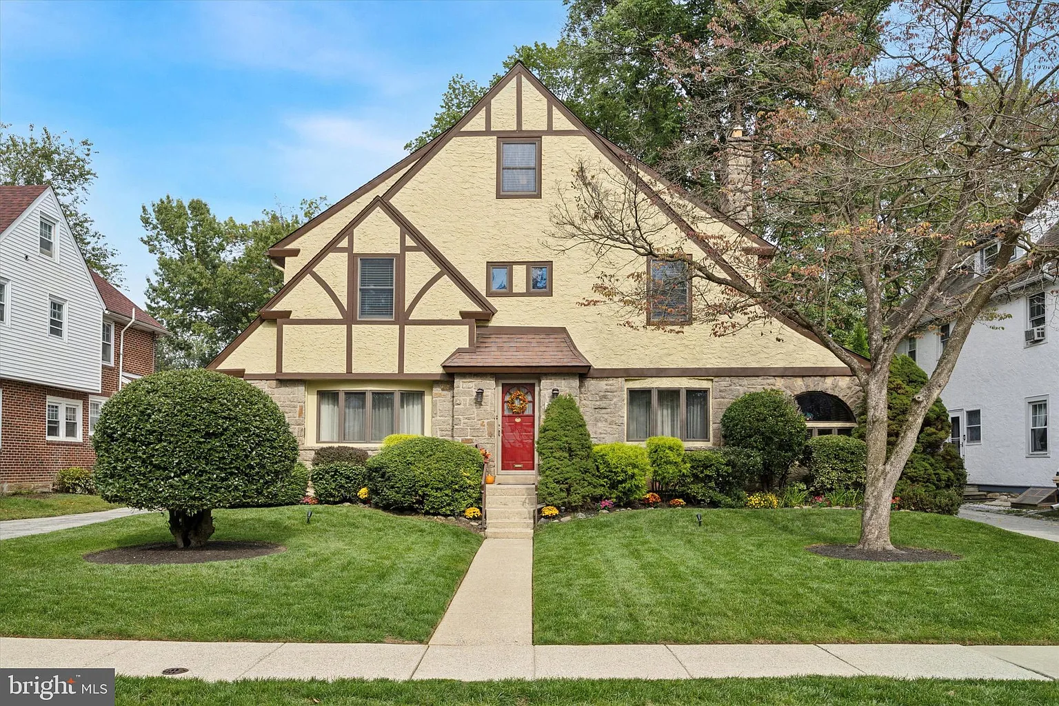 1005 Belfield Ave photo 1