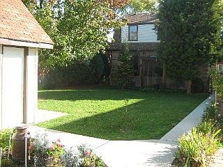 2nd image of 7240 W Lunt Ave