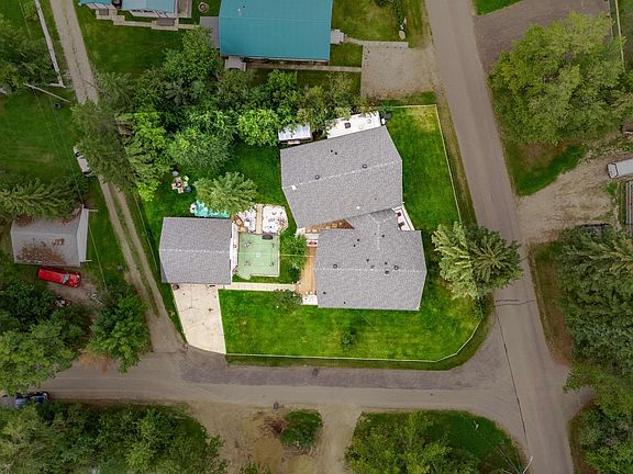 3rd image of 4704 51st St