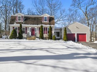 9 Harvest Rd, Shrewsbury, MA 01545