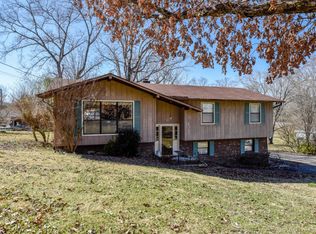 1312 Shady Dr, Sevierville, TN 37862