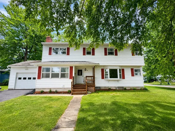 71 Lakewood Parkway, Burlington, VT 05408