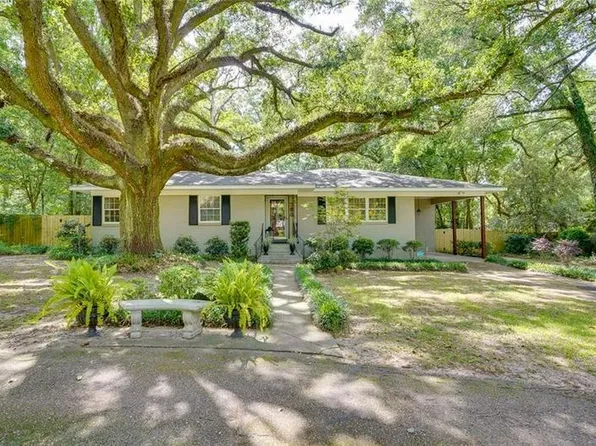 266 Jackson Dr, Mobile, AL 36609