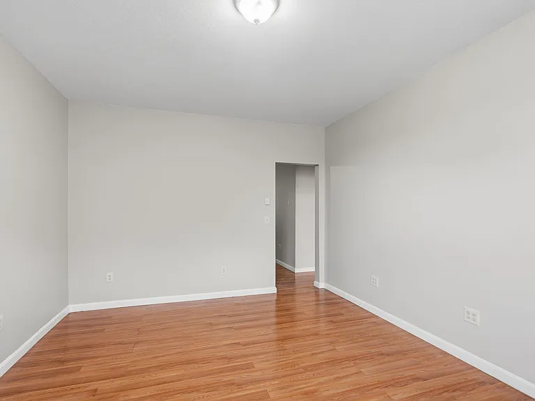 194 196 Lyman Street 53 #57-59 — Photo 2