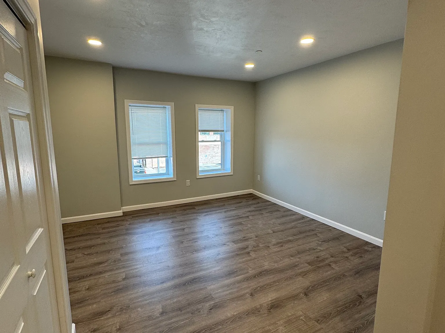 1 bed, $1,800 — Photo 4
