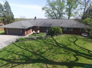 6525 Fallen Timbers Ln, Maumee, OH 43537