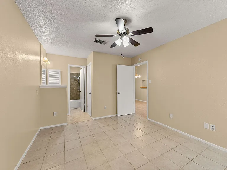 313 Greenlawn Blvd — Photo 16