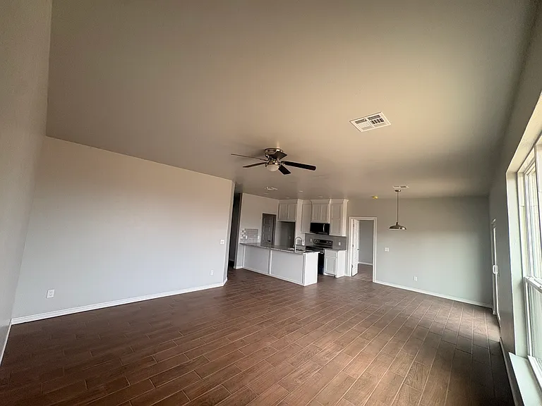 16232 Katie Ridge Dr — Photo 3