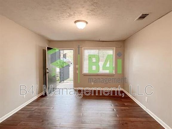 5th image of 719 Palmetto Ave #B