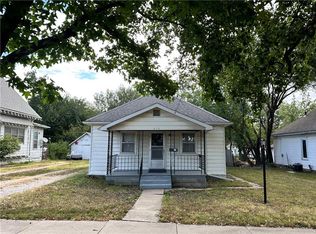 717 N Cedar St, Ottawa, KS 66067