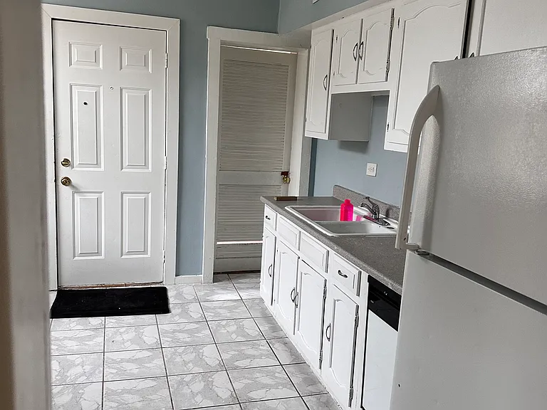 7404 N Hoyne Ave #3 — Photo 10