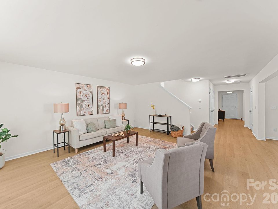 1st image of 773 Gants Rd