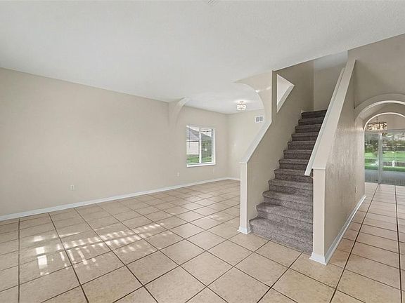 4th image of 19431 SANDY SPRINGS CIRCLE