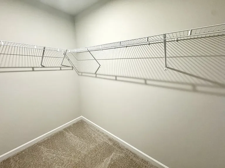 637 Coopers Mill Dr — Photo 17