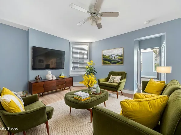 121 Booraem Ave, Jersey City, NJ 07307