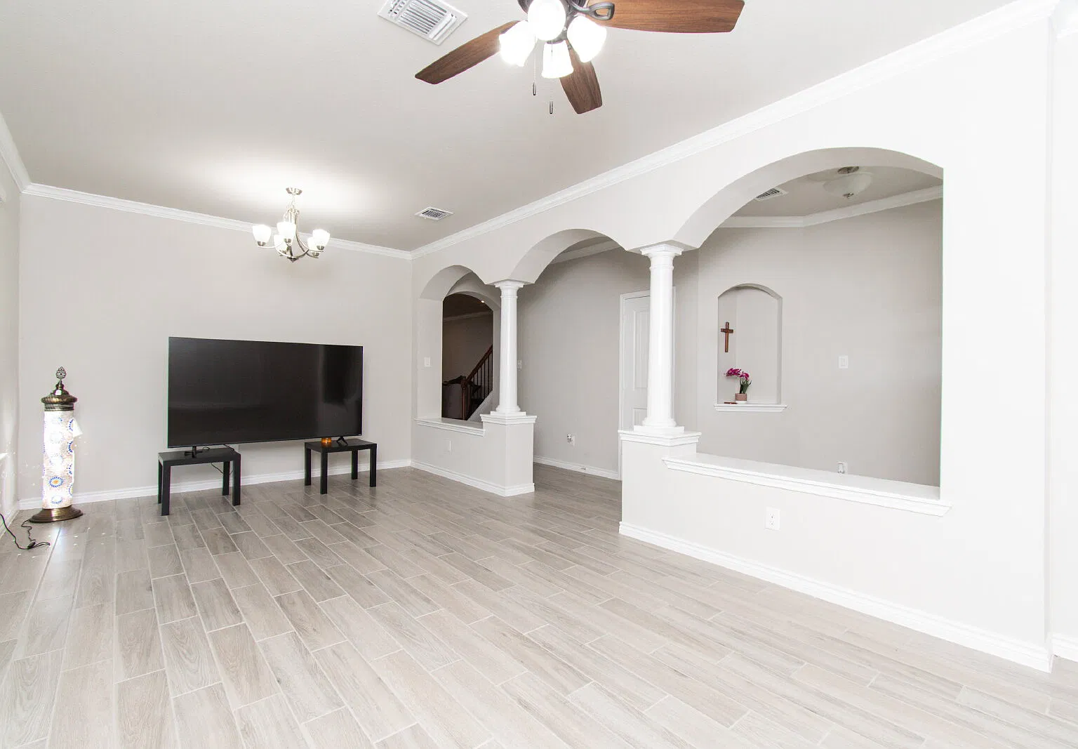 5 bed, 3.5 bath, $2,780 — Photo 2