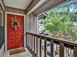 3913 Woodridge Way, Tucker, GA