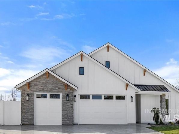 8467 W Mediterranean Ct, Boise, ID 83709