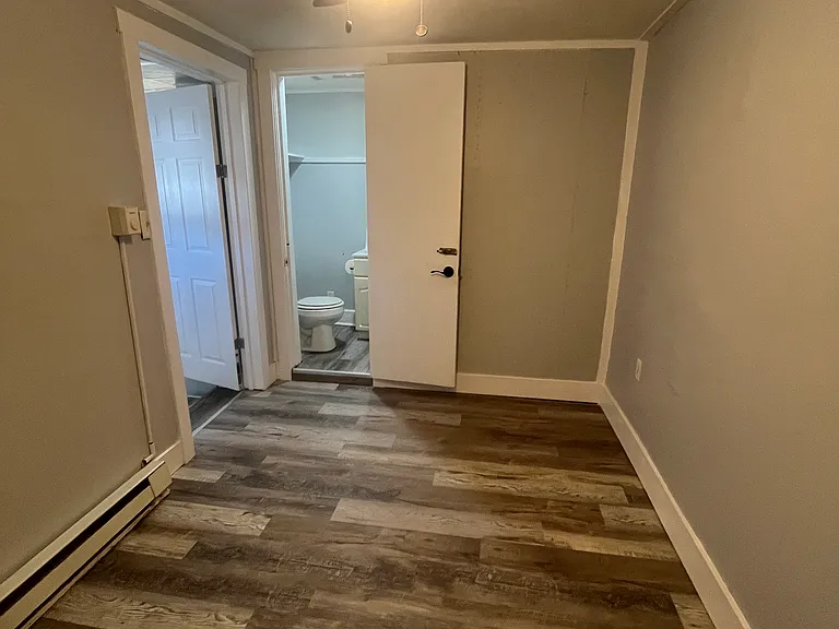 54 E Mechanic St #4 — Photo 8