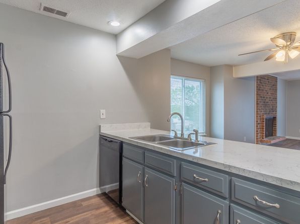 2021 NE Russell Rd #216