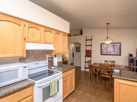 3rd image of 3587 Tarpon Dr
