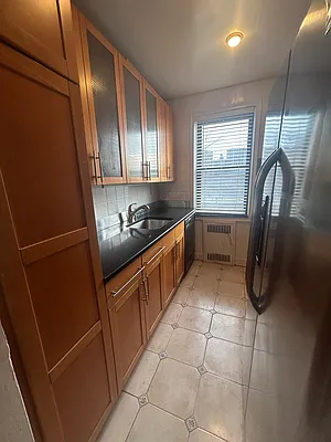 Rented by Alex Tembelis, LREB | media 6