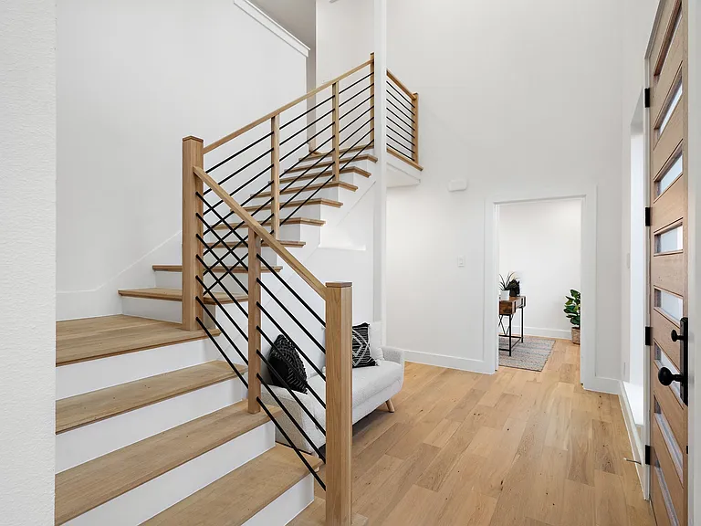2348 Wycliff Ave — Photo 5