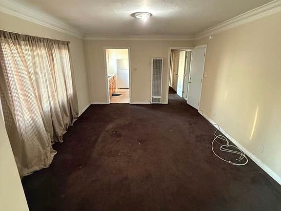 4th image of 2337 Vineyard Ave #2341