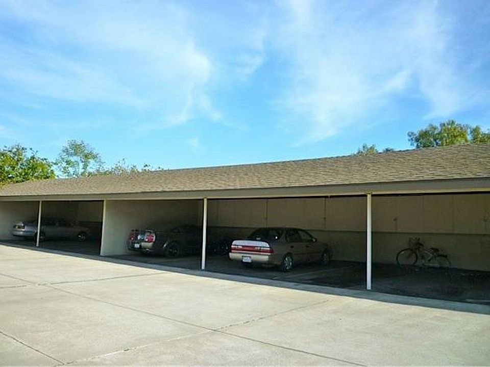 Building Photo 4