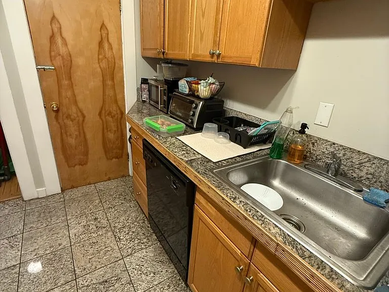 10 Farrington Ave #1 — Photo 10