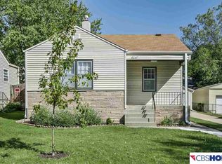 6247 S 41st Ave, Omaha, NE 68107