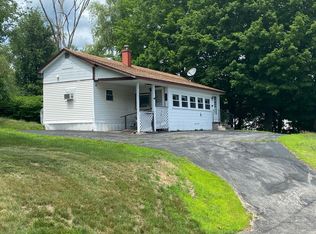 107 Main St, Dexter, ME 04930