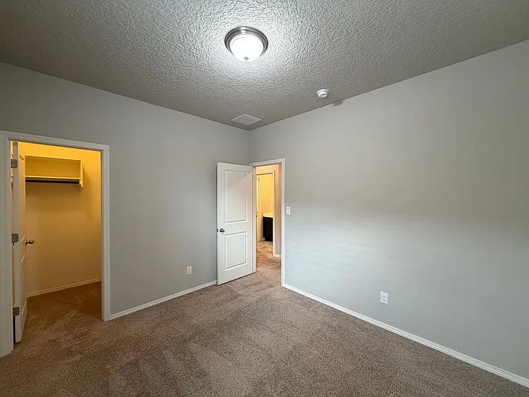 7005 Silver Moon Rd NW — Photo 25