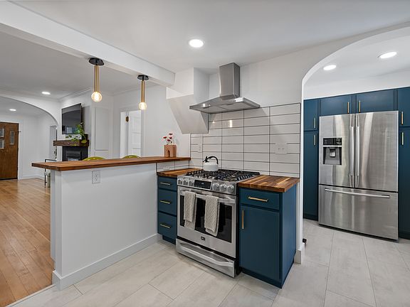 2nd image of 3509 N 7th St #1