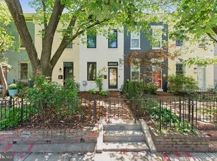 1537 C St SE, Washington, DC 20003