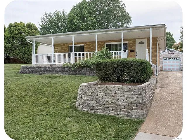 9357 Radio Dr photo 1