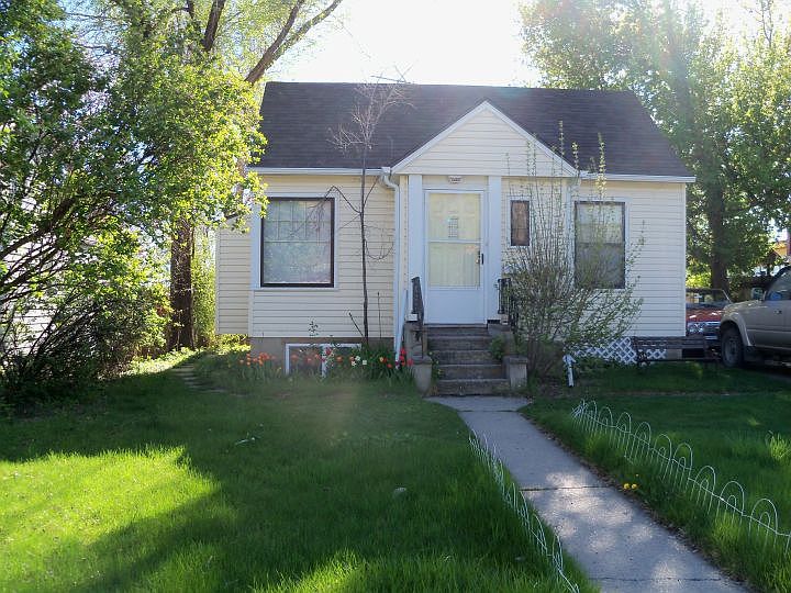 1st image of 2222 1/2 6th Ave N