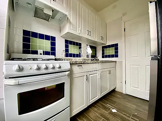 Rented by Compass | media 4