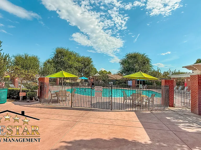 1520 Silk Tree Ct — Photo 6