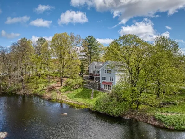 101 Ayer Rd, Harvard, MA 01451