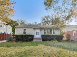 221 Heine Ave, Elgin, IL