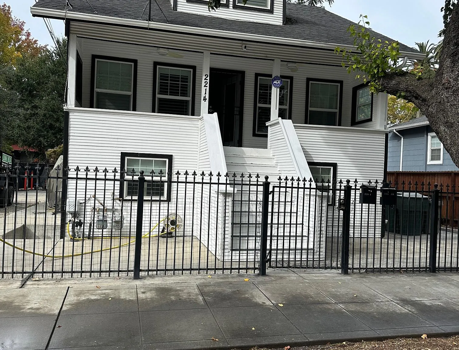 2214 4th St — Photo 1