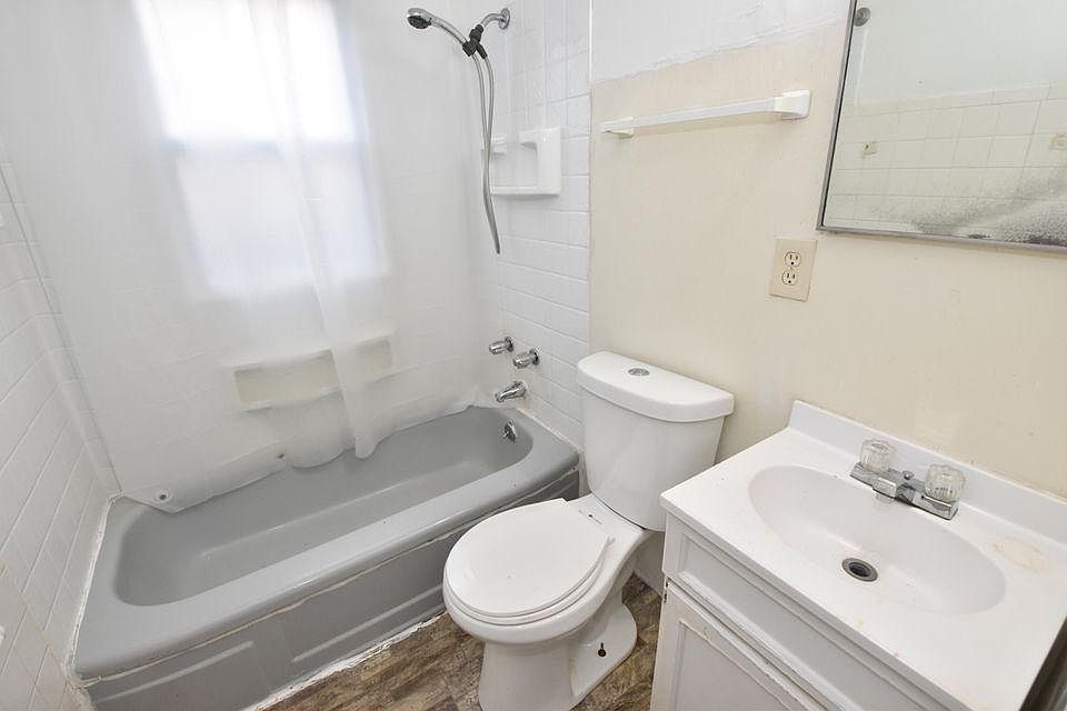 1st image of 8115 W Villard Ave #8115