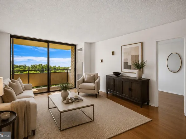 5225 Pooks Hill Rd APT 1705N, Bethesda, MD 20814