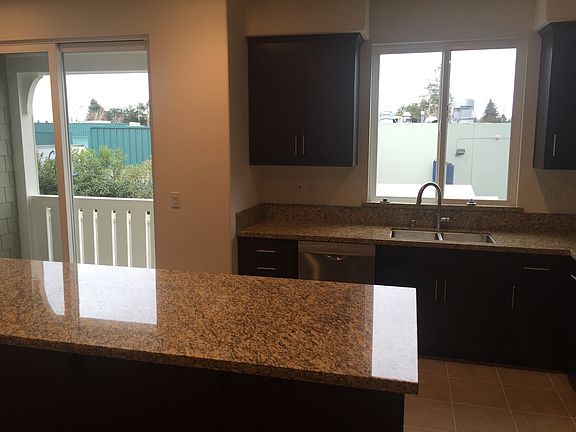 Kitchen Couter