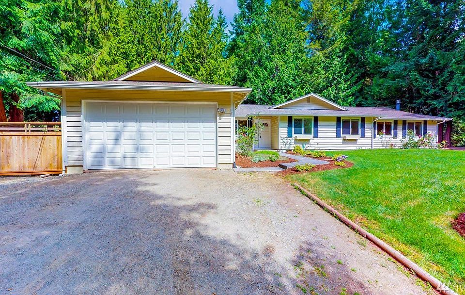1st image of 1901 Ptarmigan Ln NW