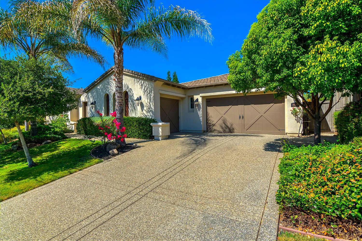 1832 Swallow Ridge Way photo 1
