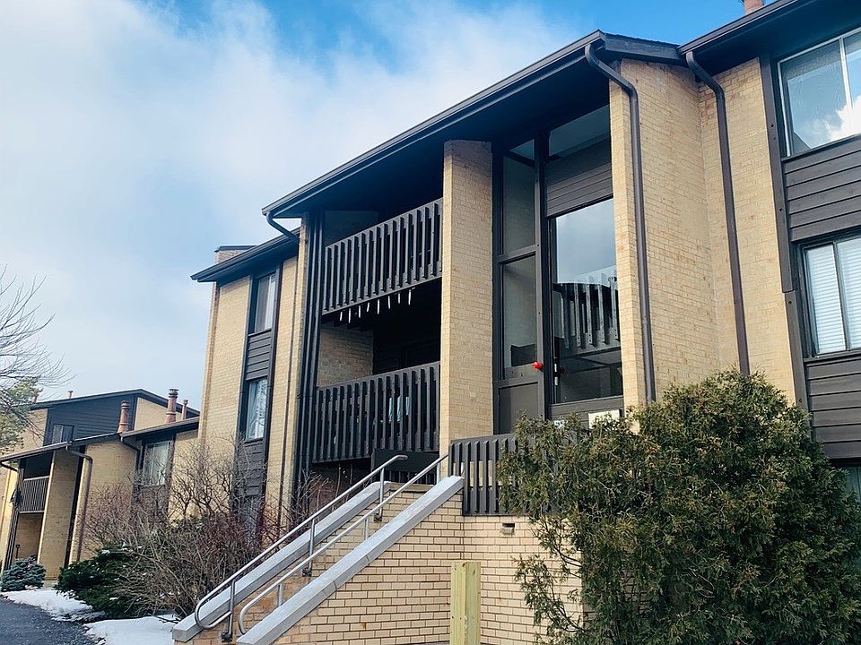 1st image of 6174 Knoll Lane Ct APT 204