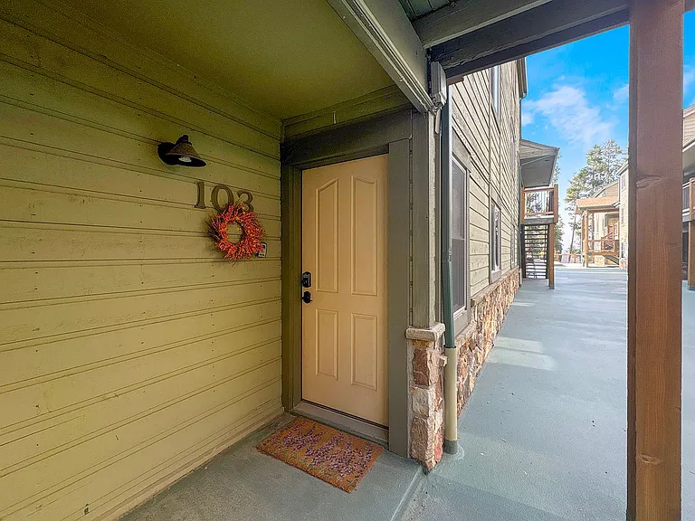 550 S French St #103 — Photo 14