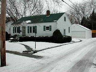 1st image of 724 Mulberry St